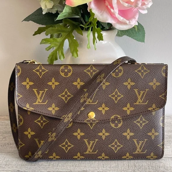 SOLD❌Authentic LOUIS VUITTON Monogram Double Rabat Shoulder bag/ Pochette - Picture 1 of 15